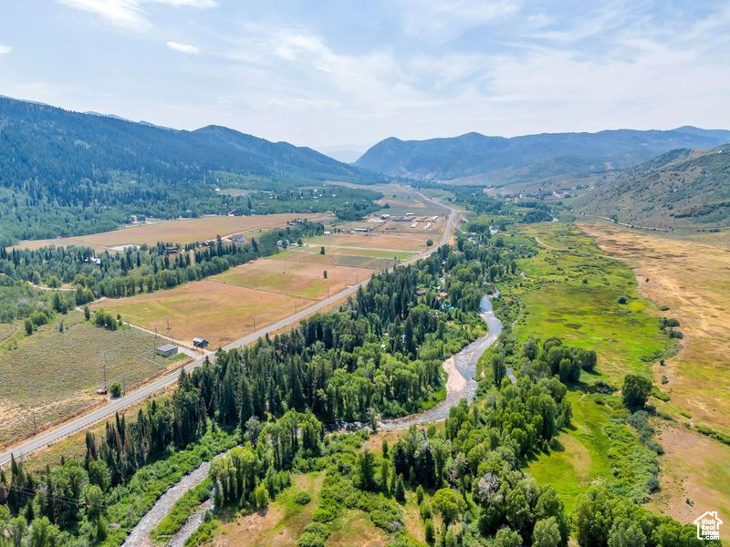 Drone / aerial view featuring a mountain view