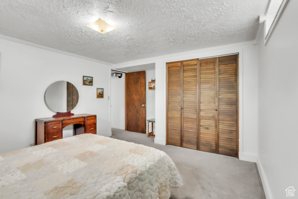 982 ORCHARD DR River Heights, UT 84321