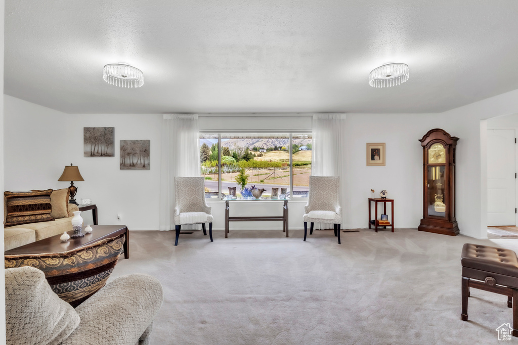 982 ORCHARD DR River Heights, UT 84321