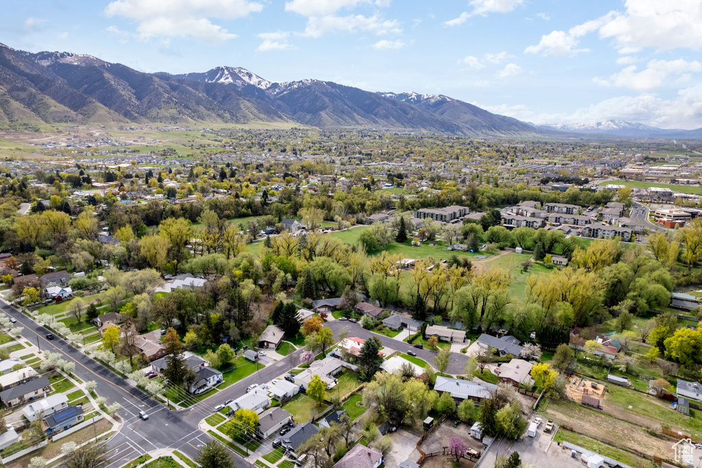 Bird\\\\\\\'s eye view featuring a mountain view and a residential view