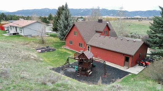Bird's eye view featuring a mountain view