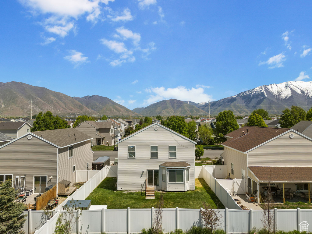 Mountain view featuring a residential view