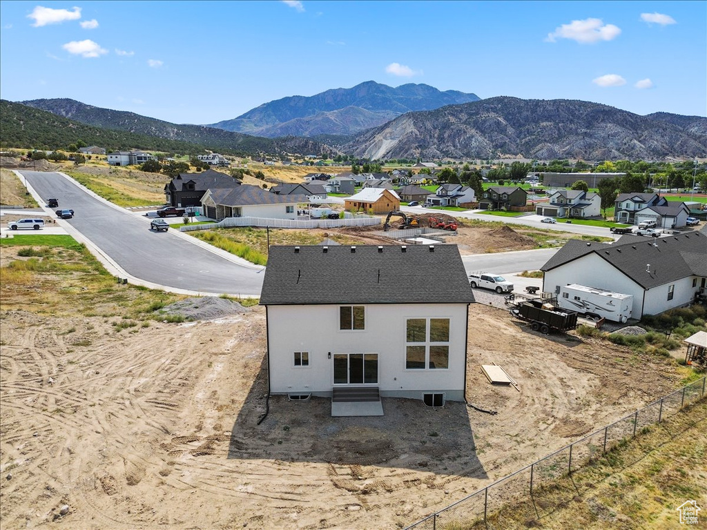 Photo 8 for MLS #2081223 at 1097 N 580 East