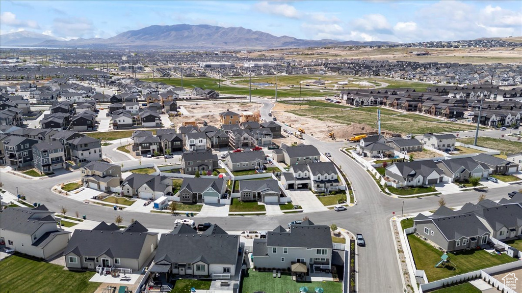 Birds eye view of property featuring a residential view and a mountain view