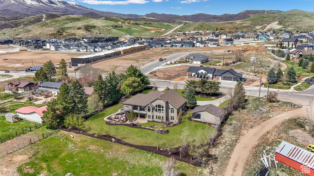 Bird\\\\\\\'s eye view featuring a residential view and a mountain view