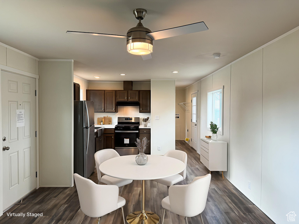 Photo 2 for MLS #2081239 at 132 Barrington Way
