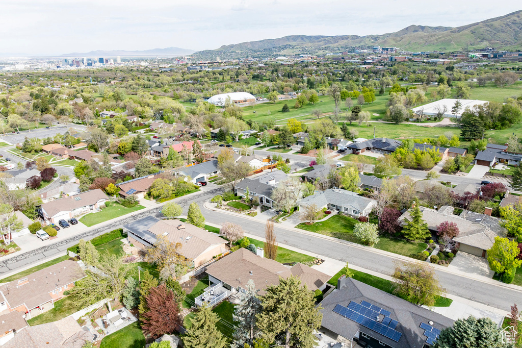 Aerial view with a residential view and a mountain view