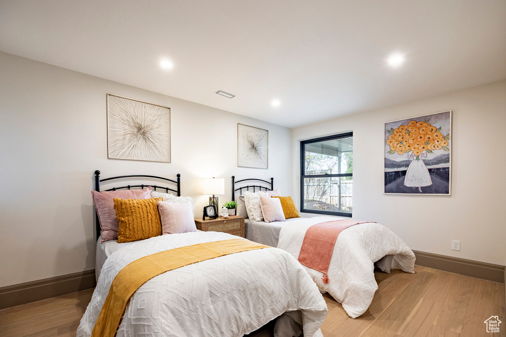 2568 E SHERWOOD DR Salt Lake City, UT 84108