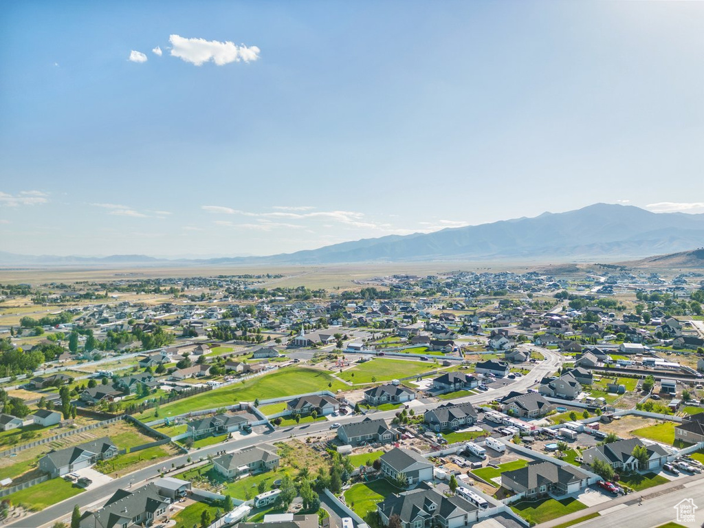 Bird\\\\\\\\\\\\\\\\\\\\\\\\\\\\\\\'s eye view featuring a residential view and a mountain view