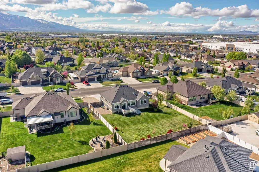 Drone / aerial view featuring a residential view and a mountain view