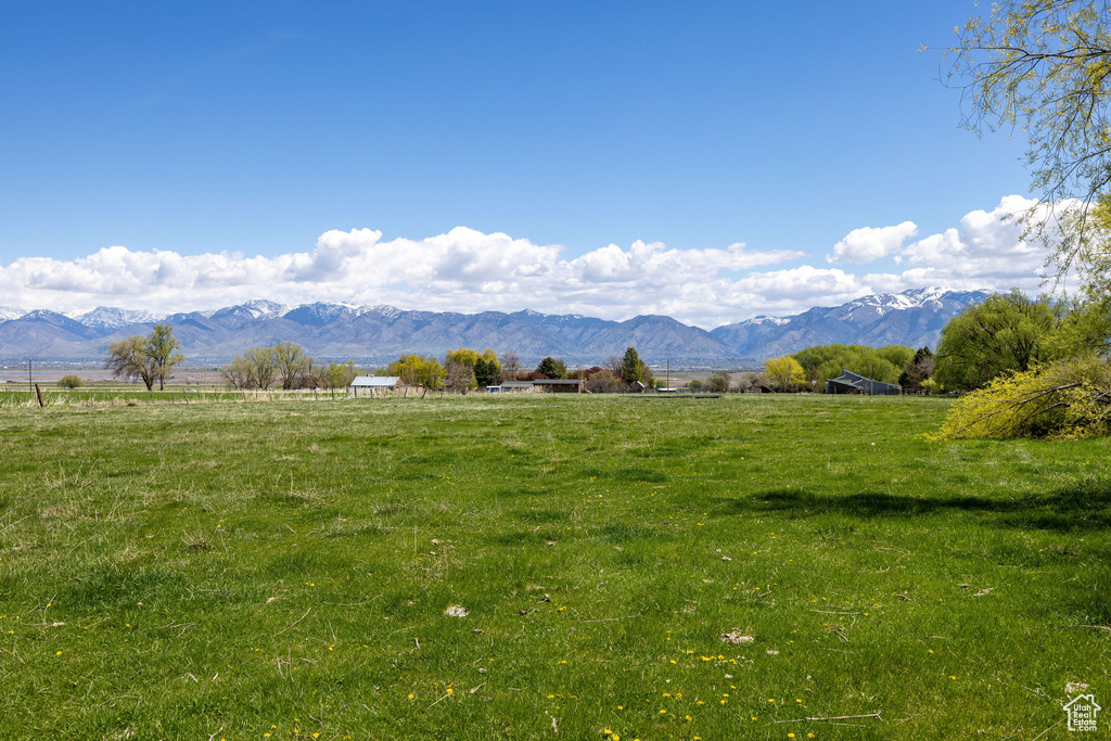 Property view of mountains featuring a rural view