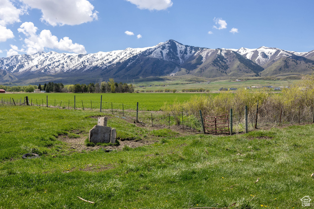 Mountain view with a rural view