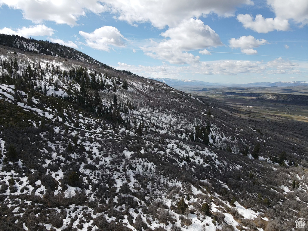 View of mountain feature