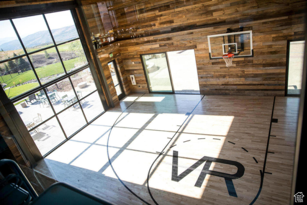 View of basketball court with a mountain view
