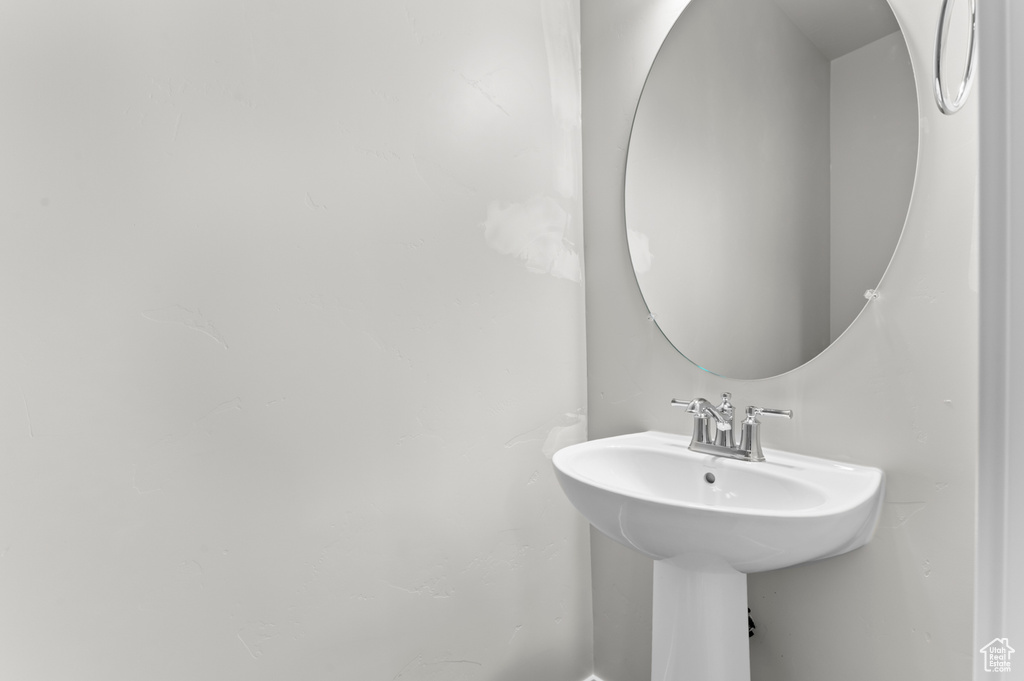 Bathroom with a sink