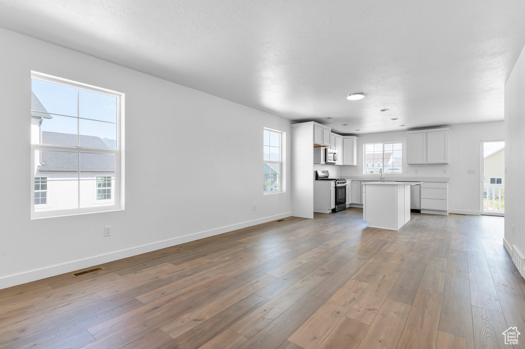 1101 W SPARROW WAY Stansbury Park, UT 84074