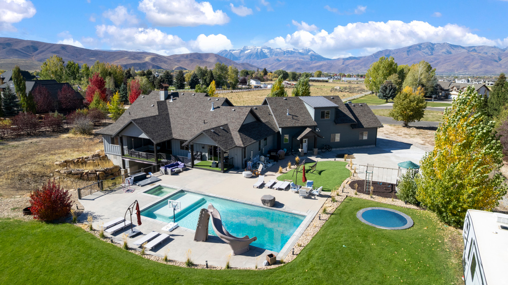 1021  Sage Creek Cour