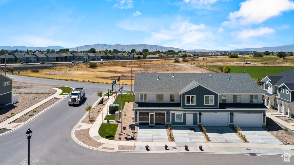 Aerial view with a residential view and a mountain view