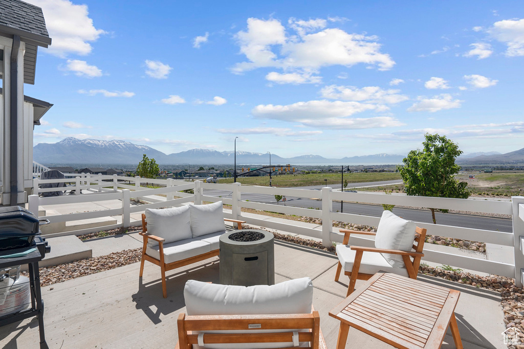 897 W SUNSPEAR DR Saratoga Springs, UT 84045