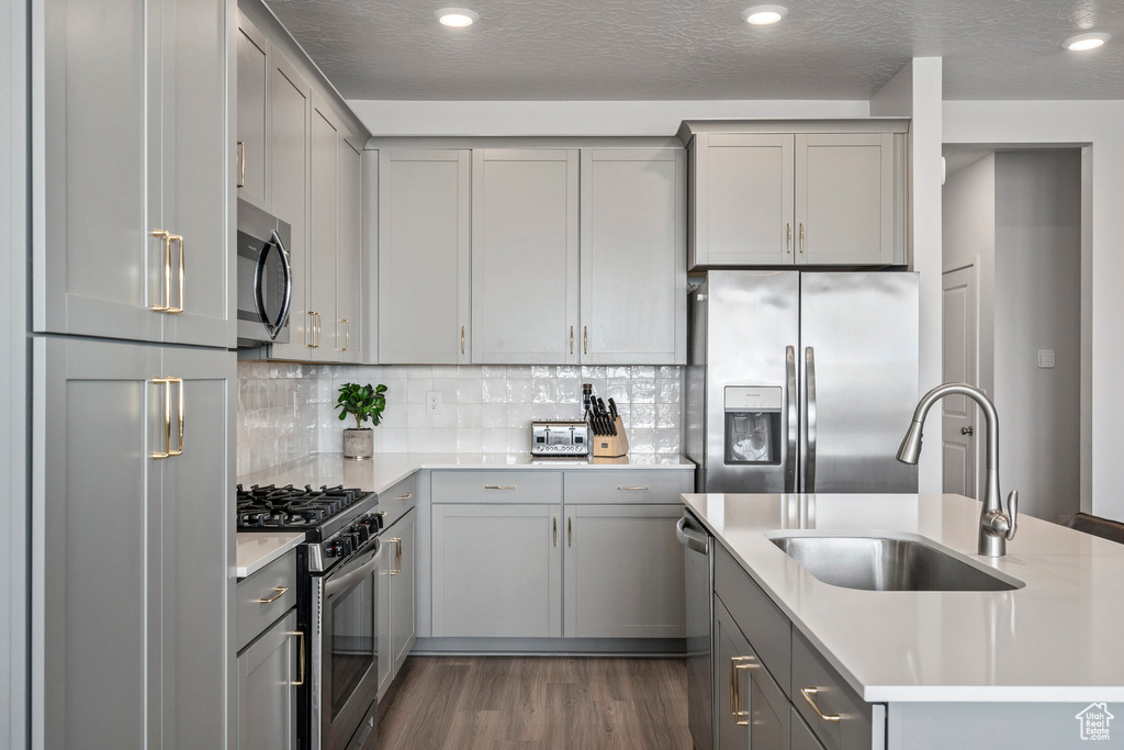 897 W SUNSPEAR DR Saratoga Springs, UT 84045