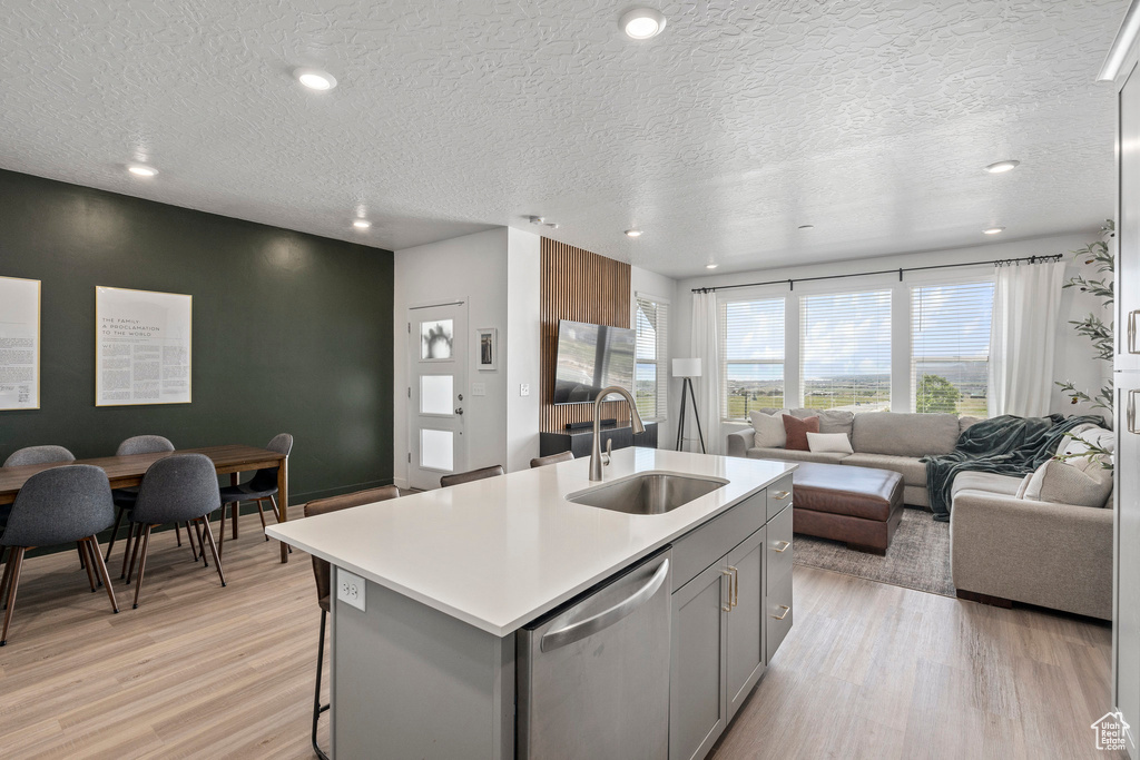 897 W SUNSPEAR DR Saratoga Springs, UT 84045