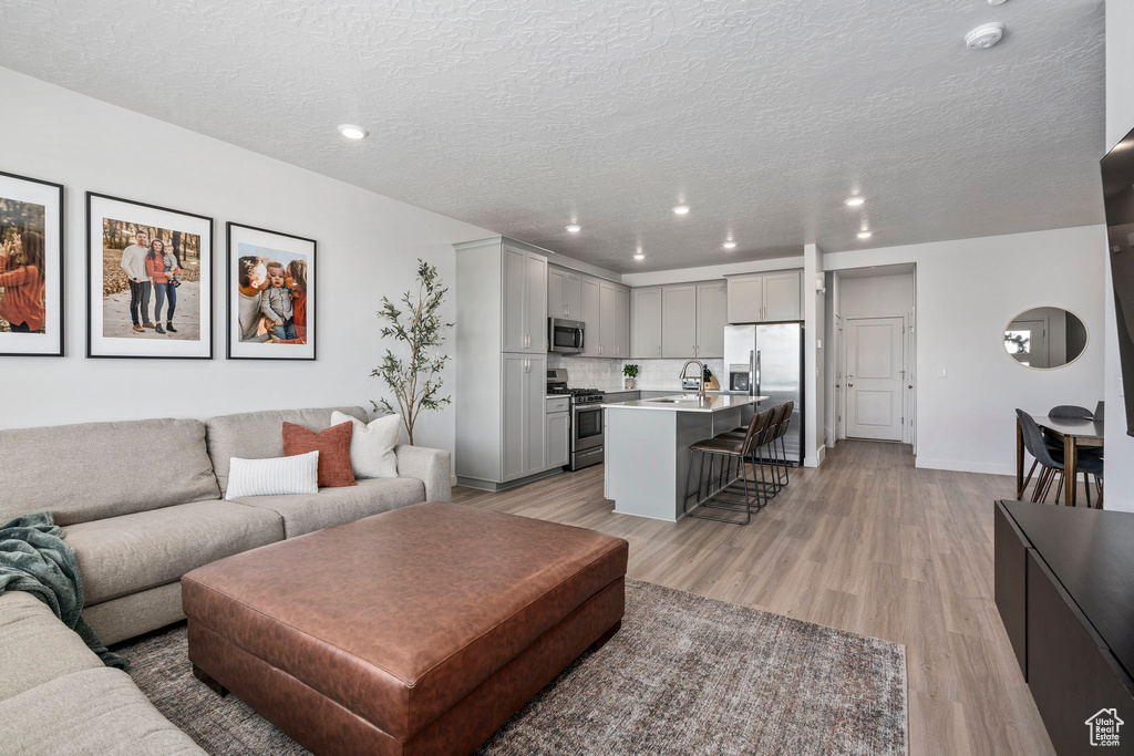 897 W SUNSPEAR DR Saratoga Springs, UT 84045