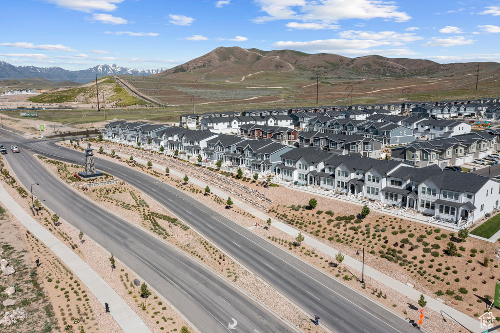 897 W SUNSPEAR DR Saratoga Springs, UT 84045