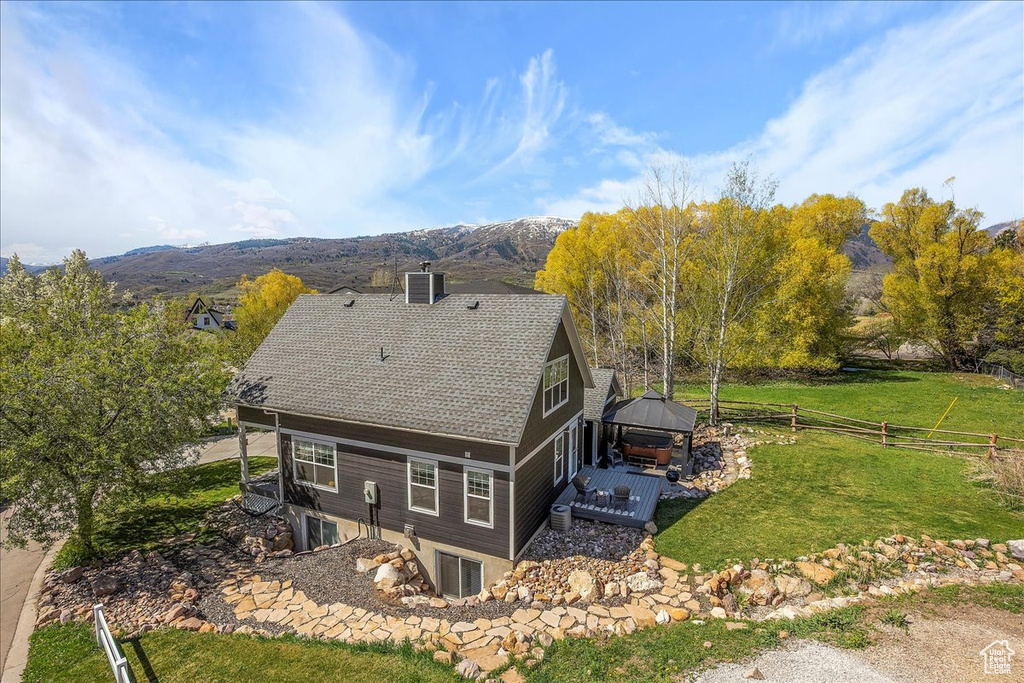 Bird's eye view featuring a mountain view