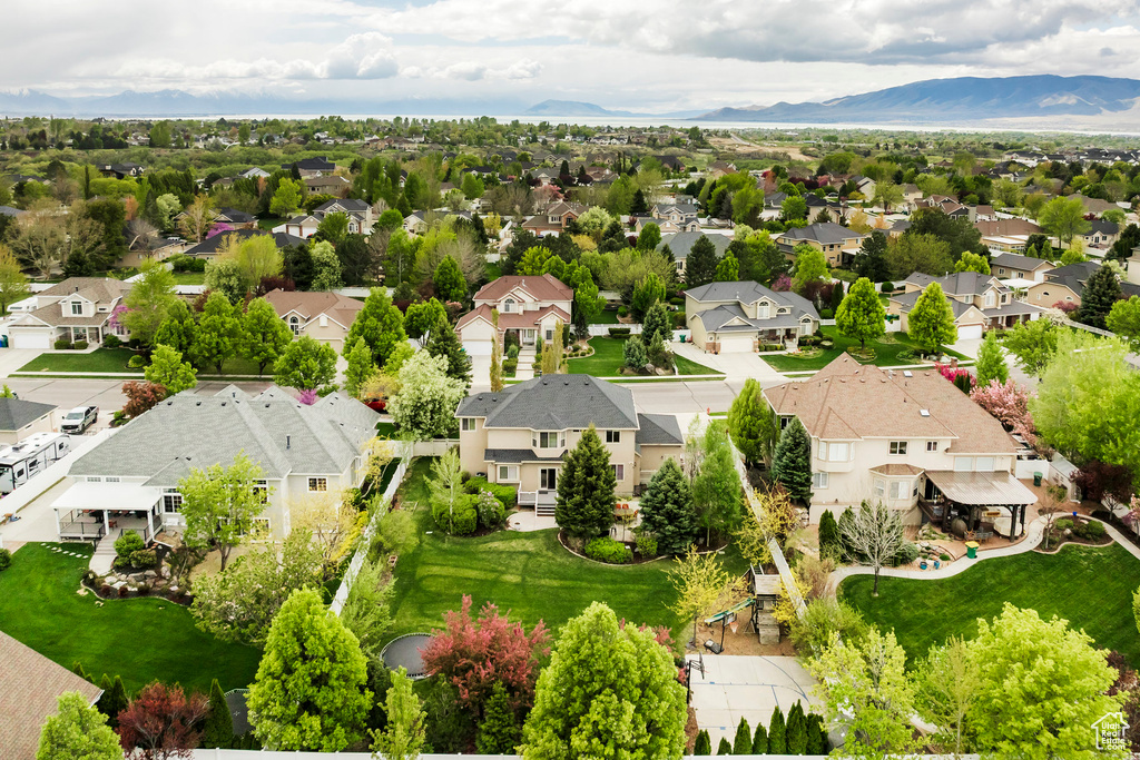 Aerial view featuring a residential view and a mountain view