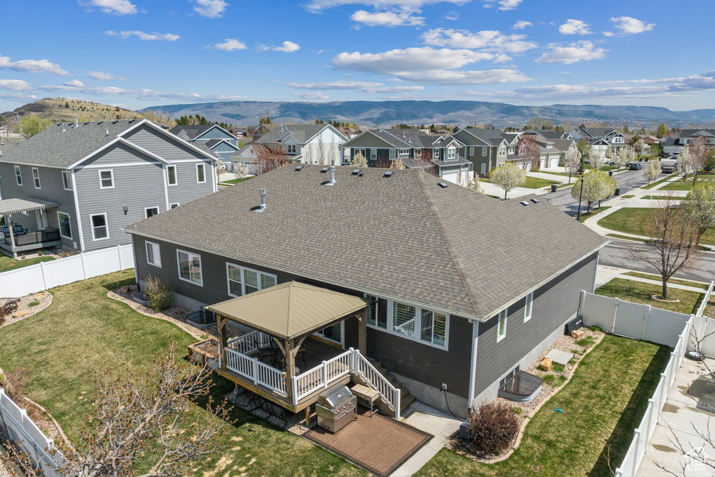Bird's eye view featuring a mountain view and a residential view