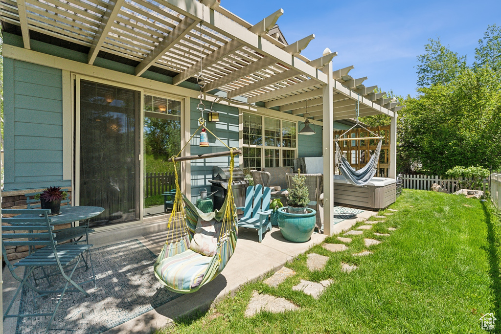 View of patio / terrace featuring a pergola