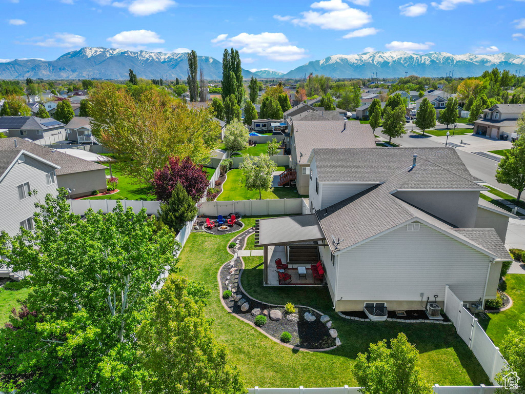 Aerial view featuring a residential view and a mountain view