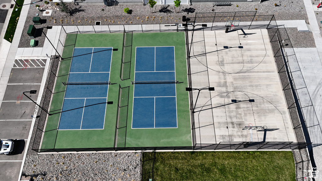 Bird\'s eye view