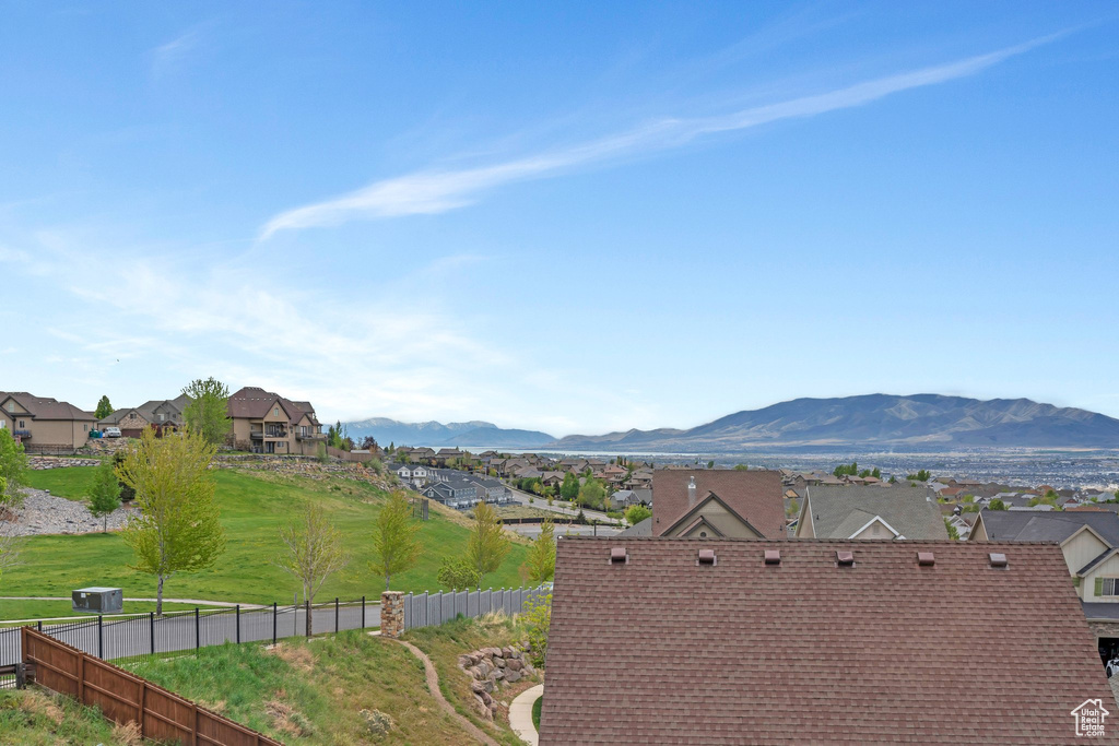 View of mountain feature with a residential view