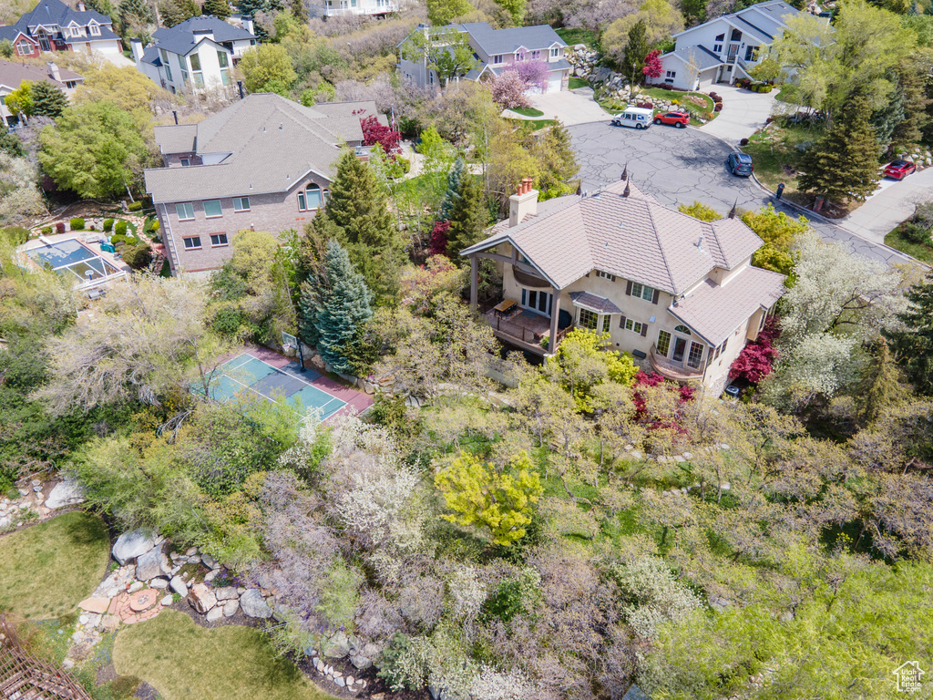 Drone / aerial view featuring a residential view