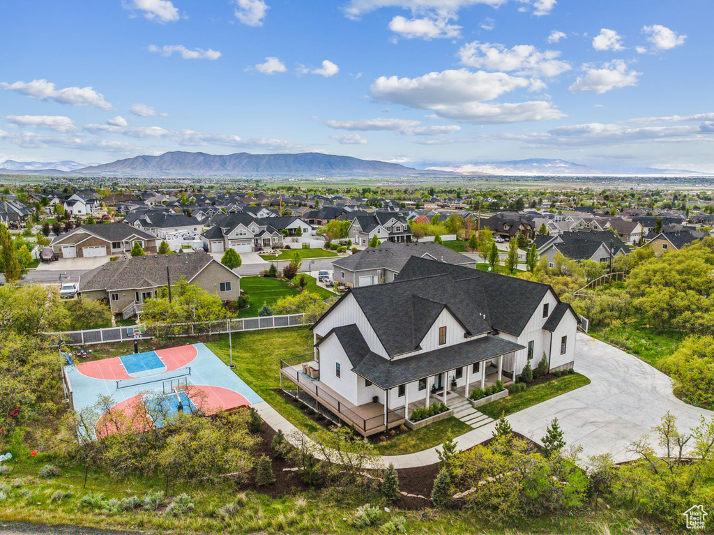 Aerial view with a residential view and a mountain view