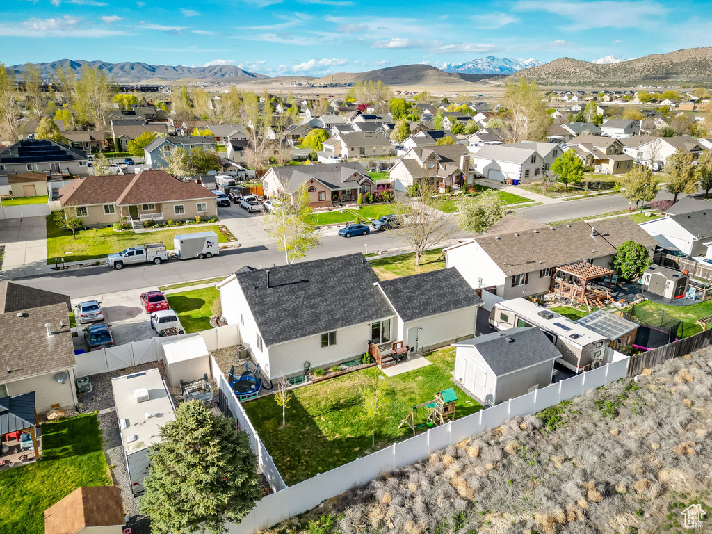 Aerial view with a residential view and a mountain view