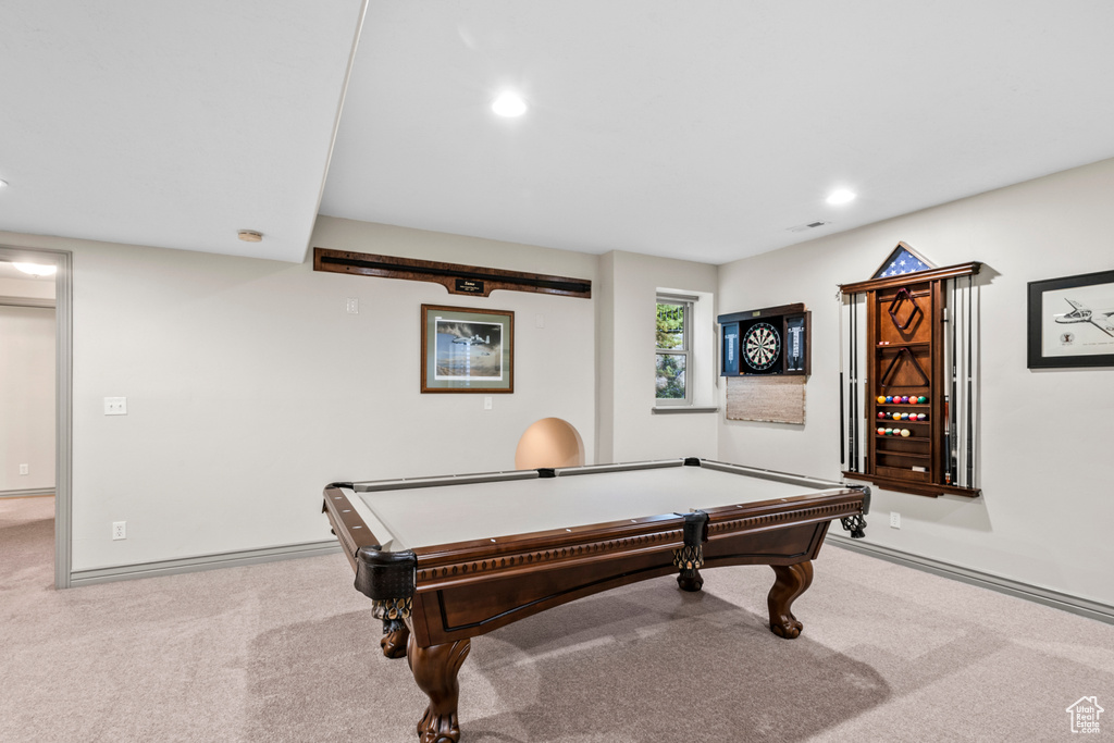 Playroom with carpet flooring, recessed lighting, pool table, baseboards, and visible vents