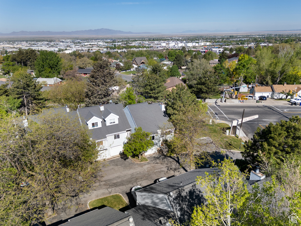 Aerial view featuring a mountain view and a residential view
