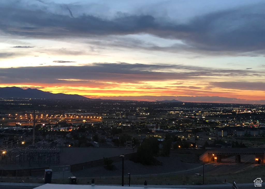 View of city featuring a mountain view