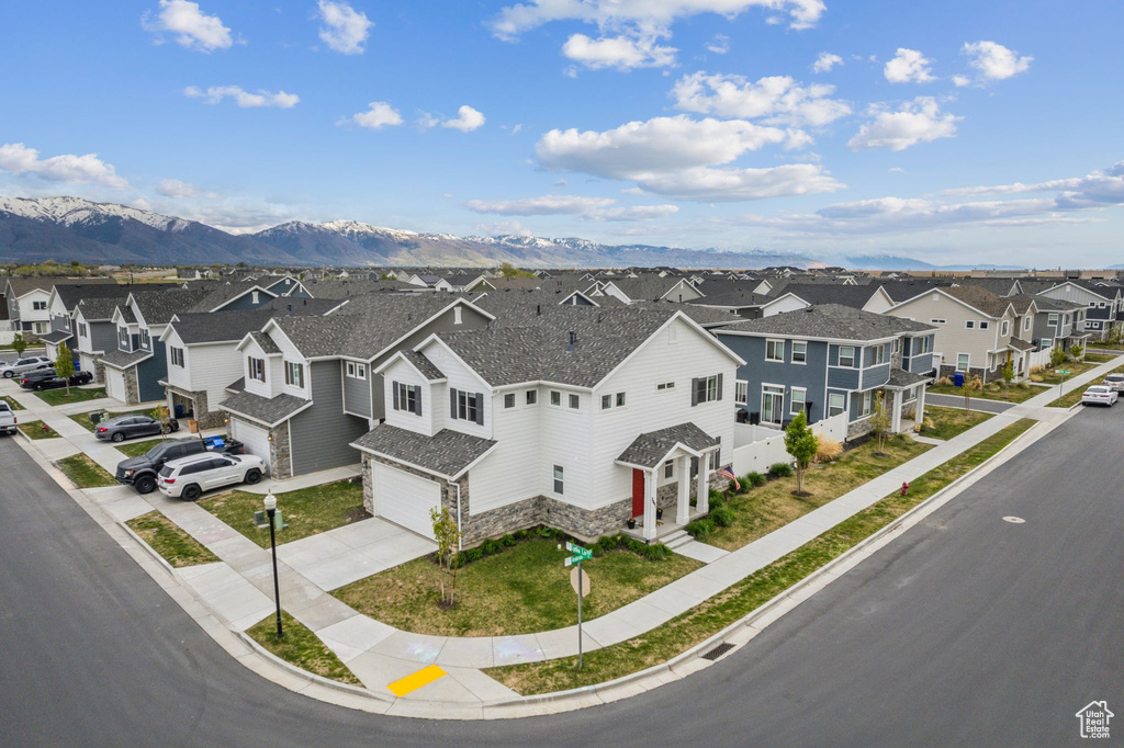 Bird's eye view with a residential view and a mountain view