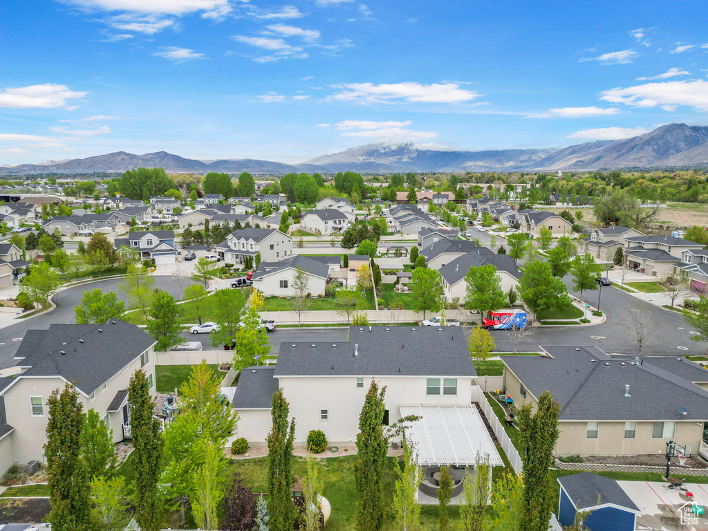 Aerial view featuring a residential view and a mountain view