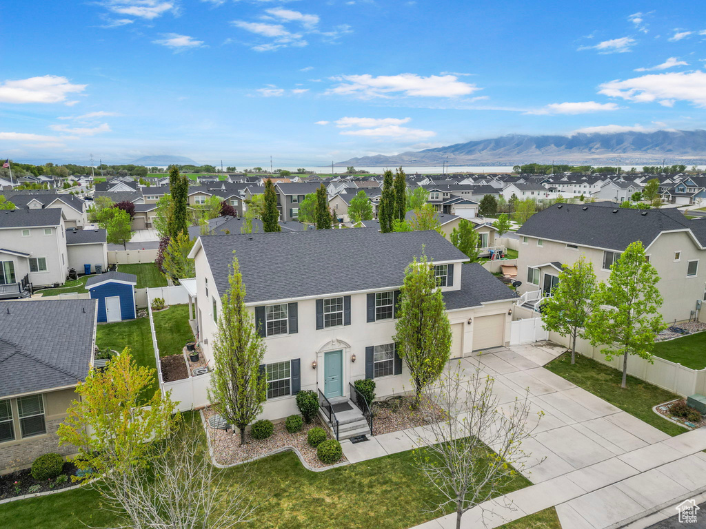 Aerial view featuring a residential view and a mountain view