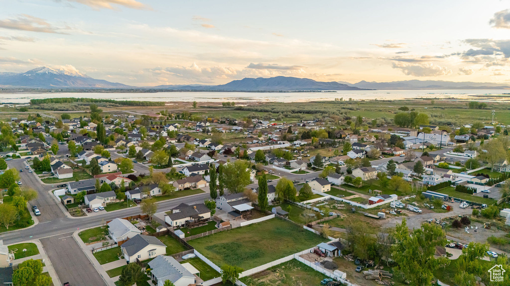 Bird\'s eye view featuring a mountain view and a residential view