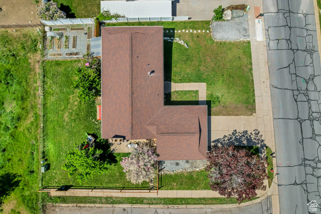 Birds eye view of property
