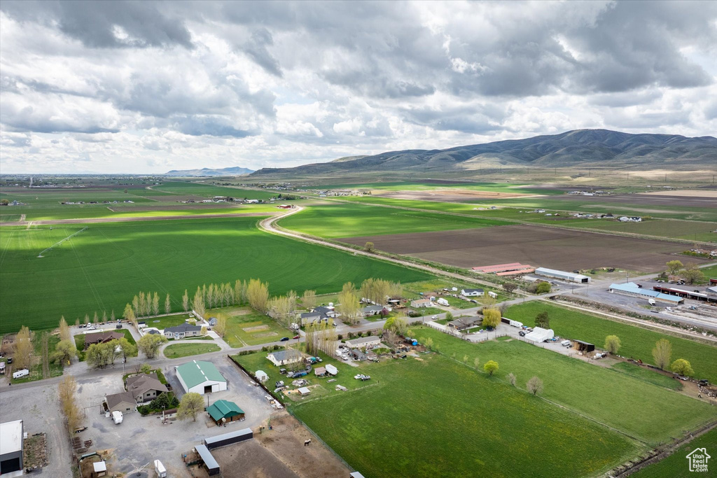Bird's eye view featuring a mountain view