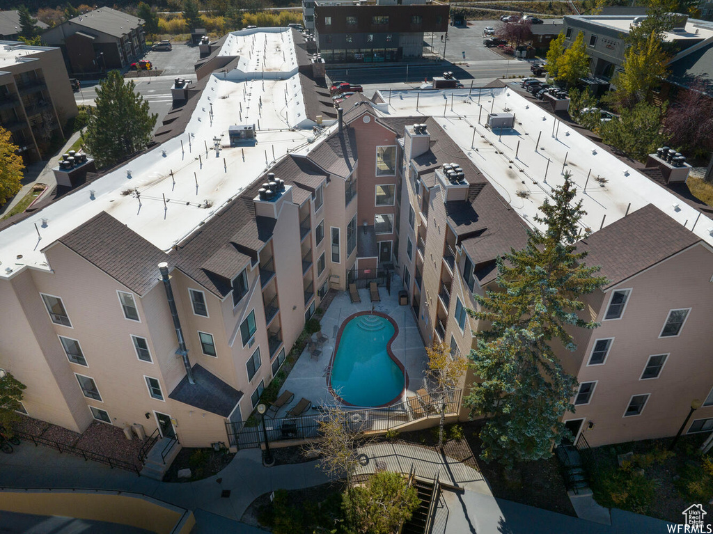 Birds eye view of property