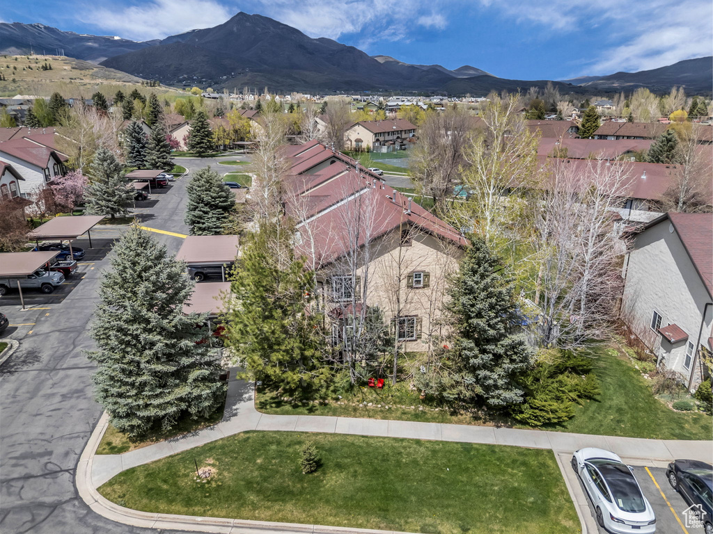 Birds eye view of property featuring a residential view and a mountain view