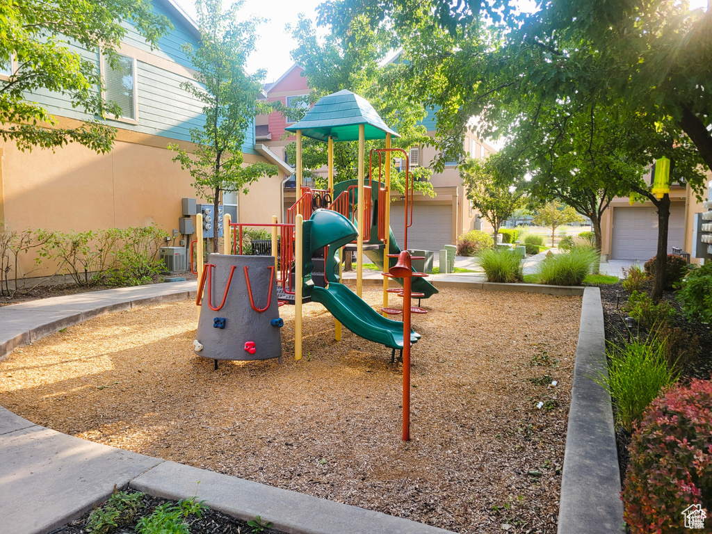 Community play area featuring central AC