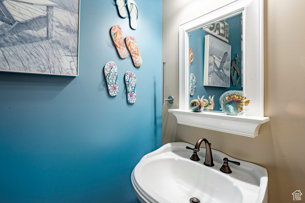 Bathroom featuring a sink